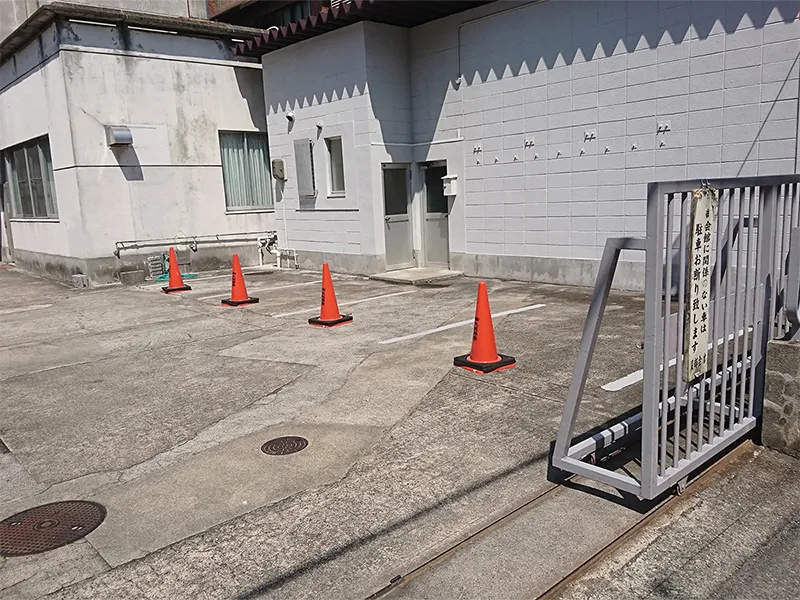 総合葬儀場 服部会館 駐車場