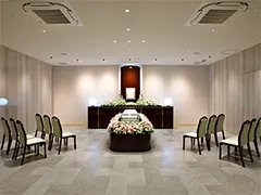 総合葬儀場 すみれホール 1階式場